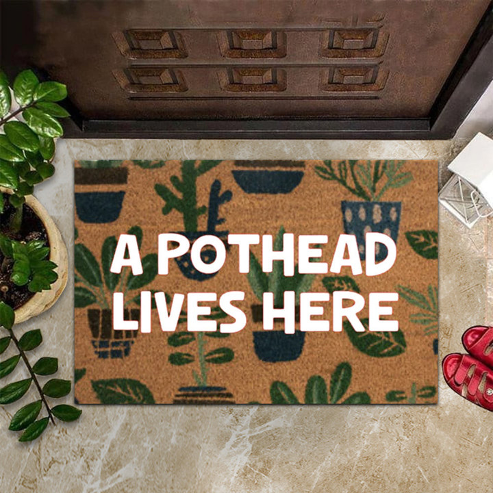 A Pothead Lives Here Doormat Funny Sayings Door Mat Gifts For Dude