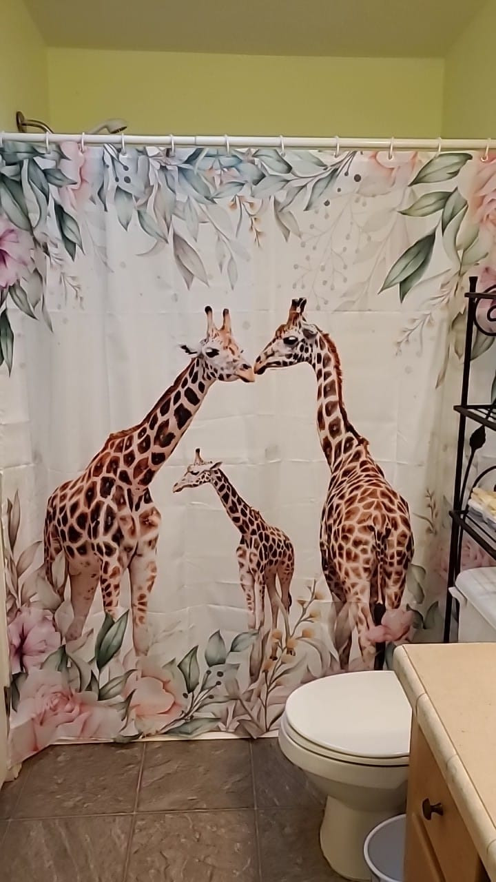 Giraffe Shower Curtains
