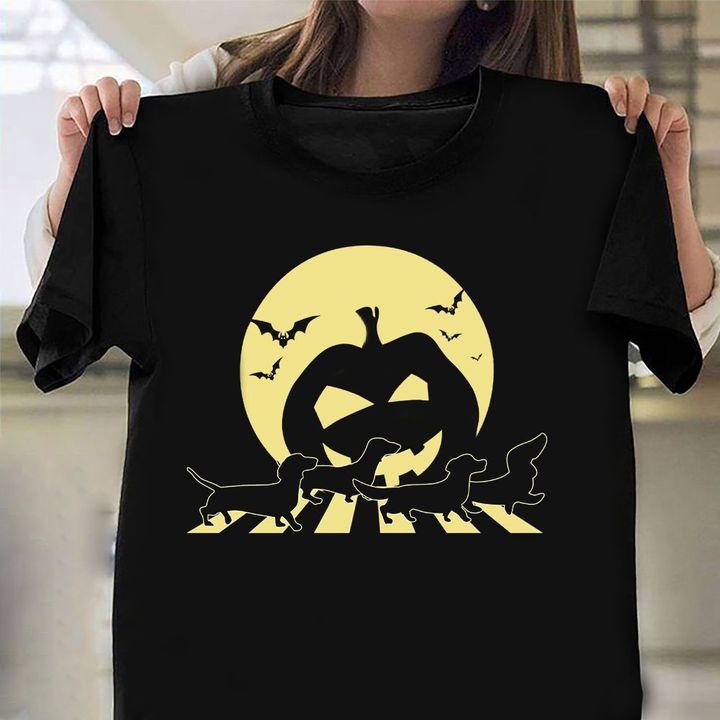 Dachshund Walking Across The Street Pumpkin T-Shirt Halloween Tee Dog Graphic T-Shirt Gift