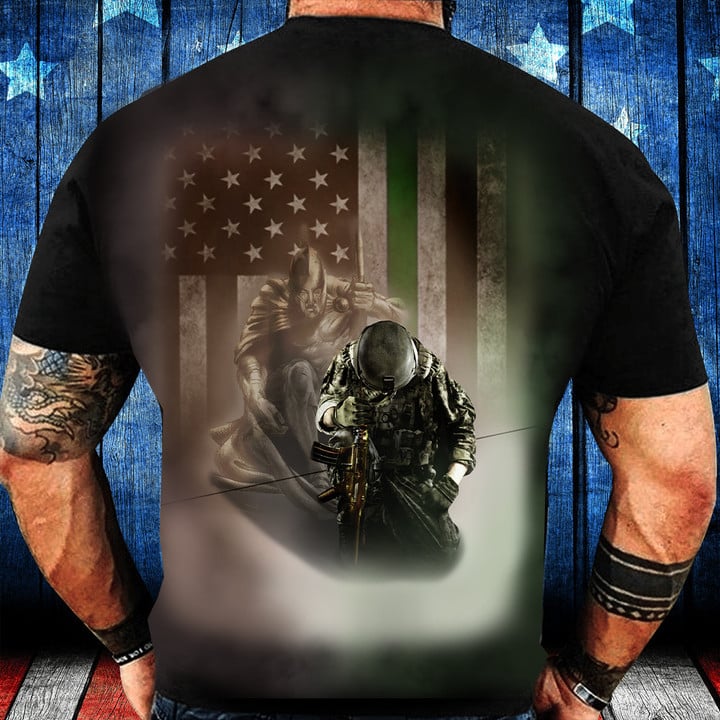 Soldier Thin Green Line Shirt Men's Patriotic T-Shirt Gifts For Military