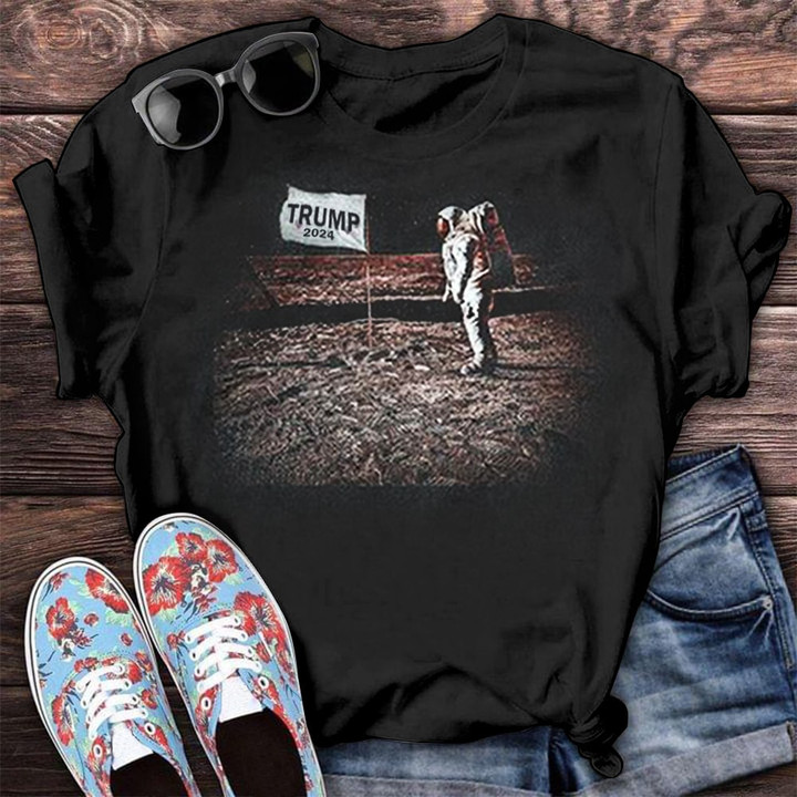 Trump 2024 Astronaut T-Shirt Donald Trump 2024 Supporters Clothing Gifts For Republicans