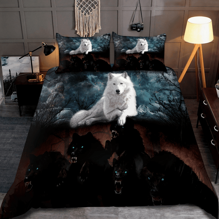 Awesome Night Black And White Wolves Duvet Cover Bedding Set
