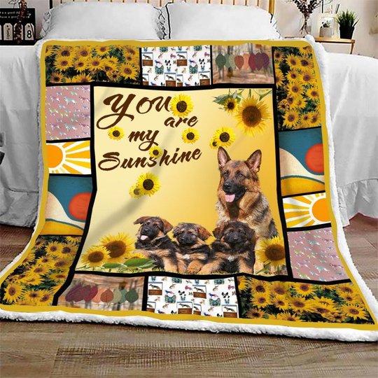 QUI28012 German Shepherd Sunflower Quilt Blanket
