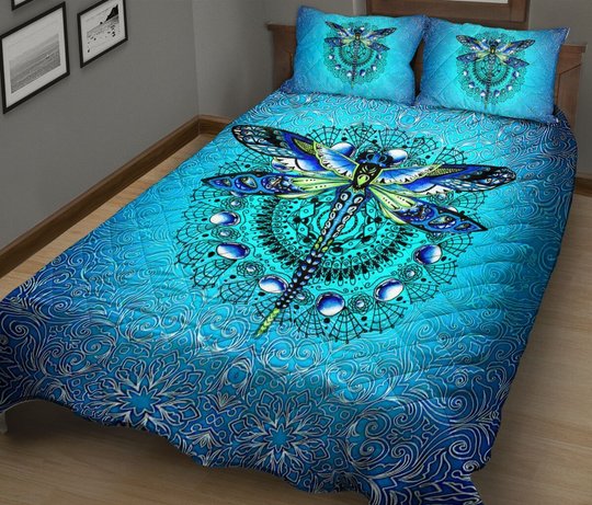 BIE0701 Blue Dragonfly Quilt Bed Set