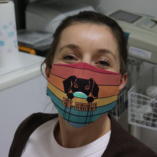 DIM1308004-Dachshund Face Mask