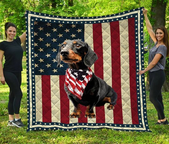 Black Dachshund Quilt Bed Set & Quilt Blanket