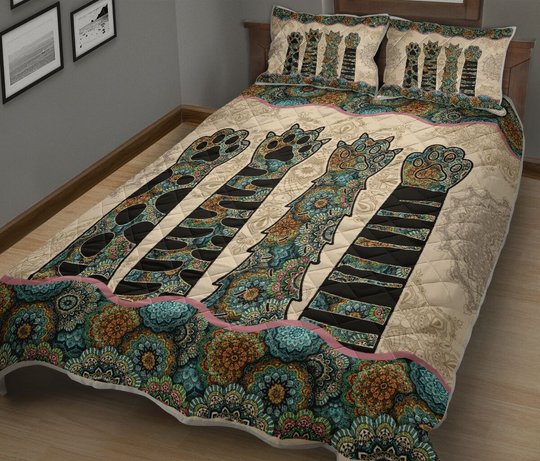 THQ5002 Cat Paw Quilt Bed Set