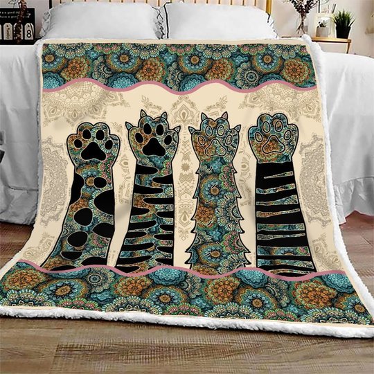 THQ5001 Cat Paw Quilt Blanket