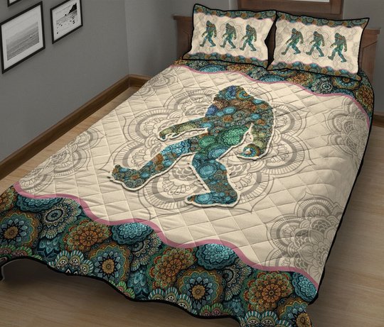 DVE20072306 BigFoot Camping Quilt Bed Set