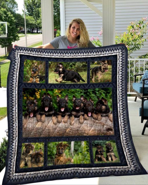 QUI28007 German Shepherd Quilt Blanket