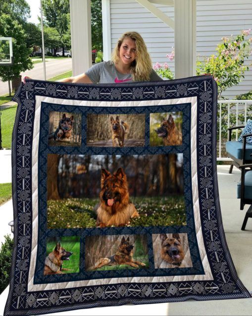 QUI28001 German Shepherd Quilt Blanket