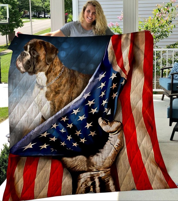 THQDOG54001 Boxer Quilt Blanket