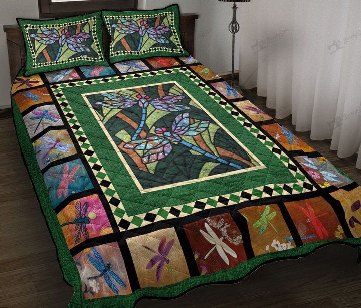 THE5069 Dragonfly Quilt Bed Set