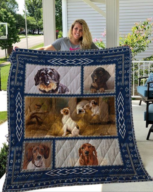 QUI12003 Dachshund Quilt Blanket