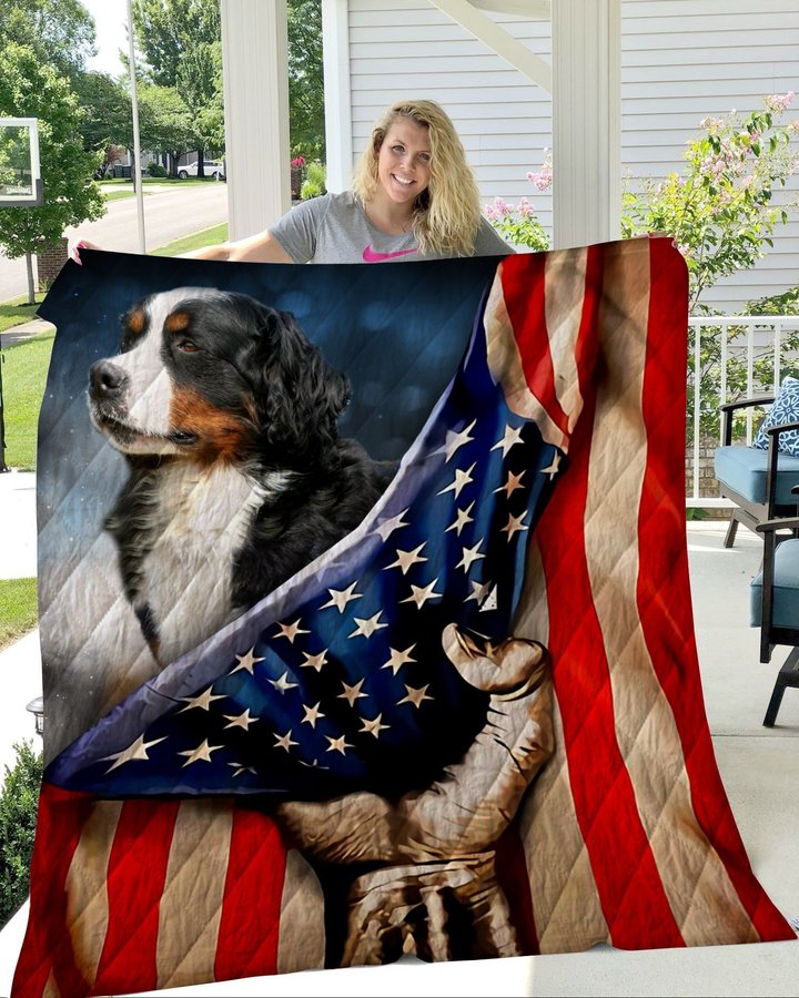 THQDOG54005 Bernese Mountain Dog Quilt Blanket