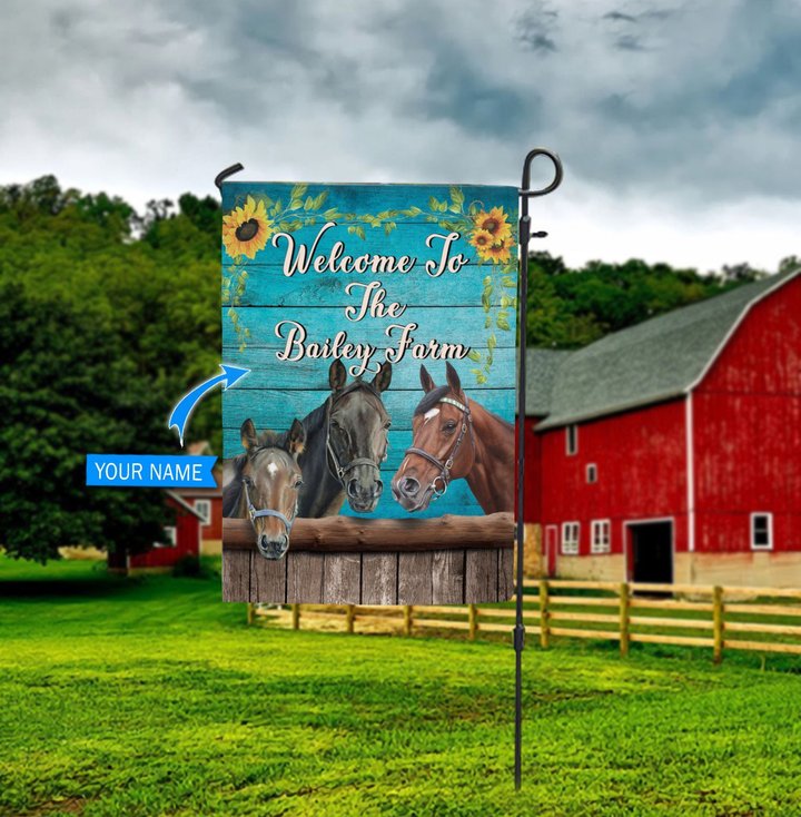 BIF20070911 Horses Welcome To The Farm Personalized Flag