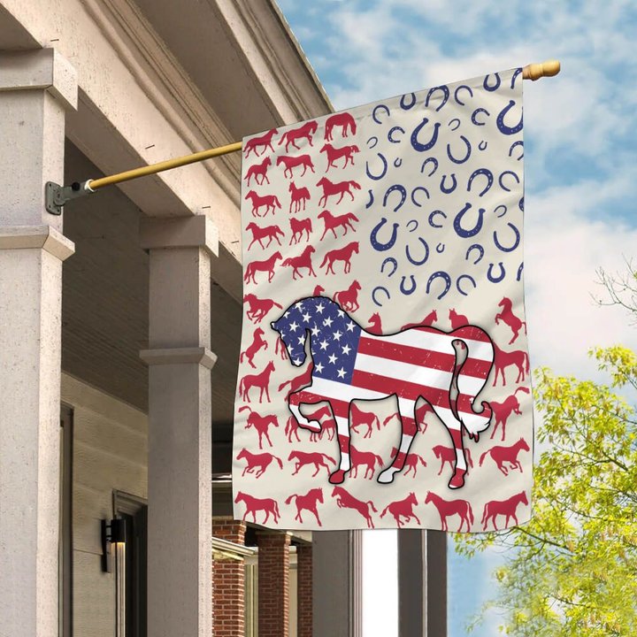 THF0291 Horse Flag