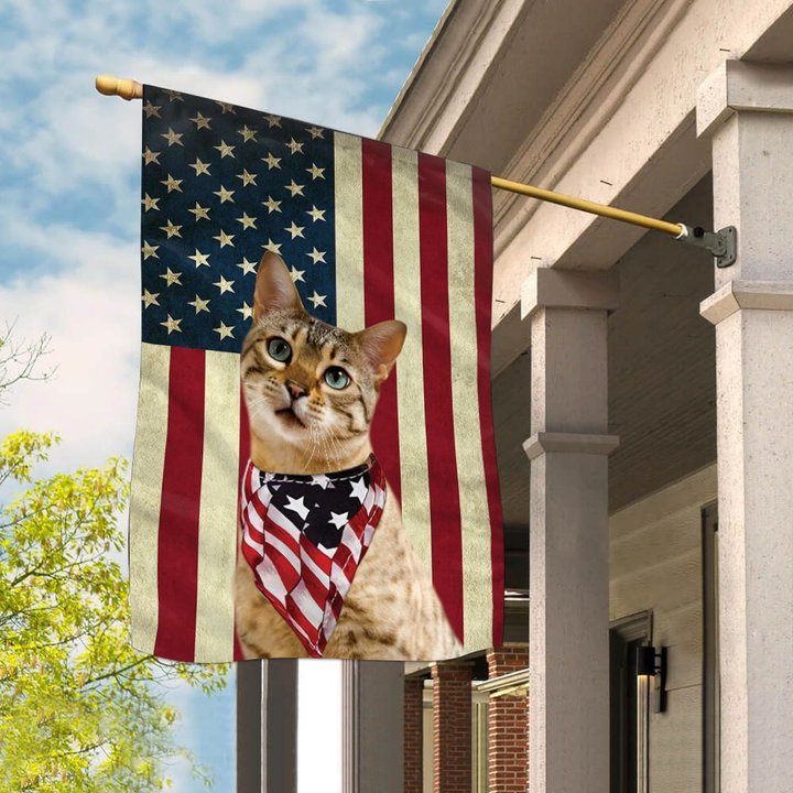 BIF0401 Bengal cat House Flag