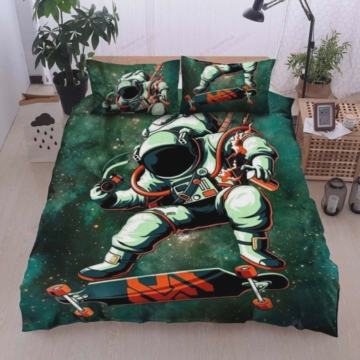 Astronaut Skateboarding From The Outer Space Cotton Bed Sheets Spread Comforter Duvet Cover Bedding Sets
