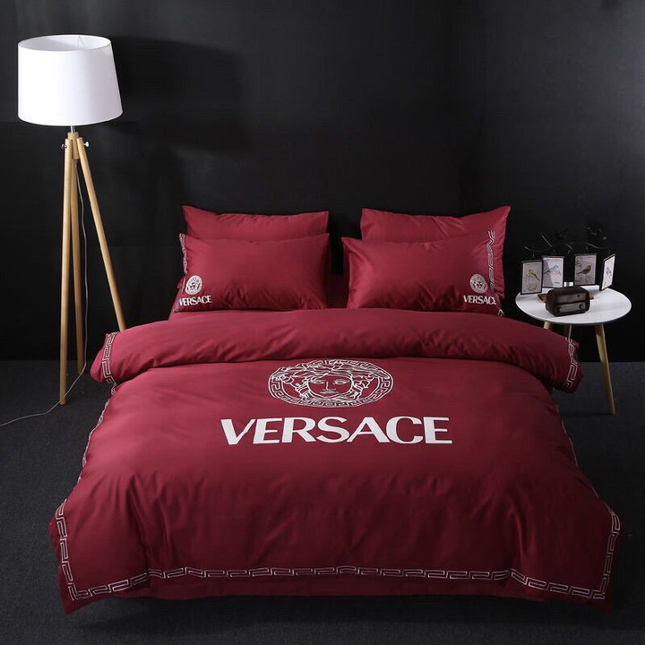 Luxury Brand Versace Type 99 Bedding Sets