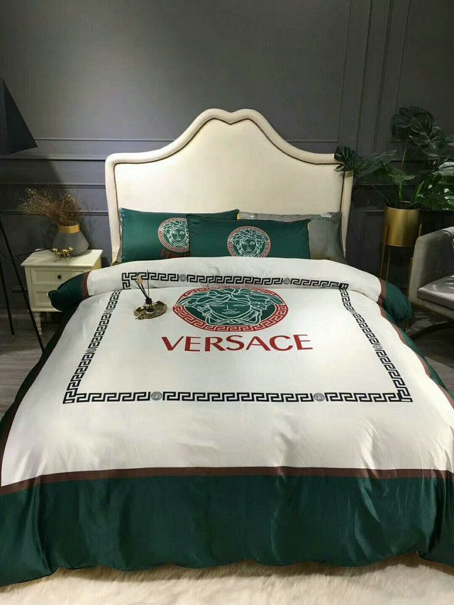 Luxury Brand Versace Type 46 Bedding Sets Duvet Cover Bedroom Sets