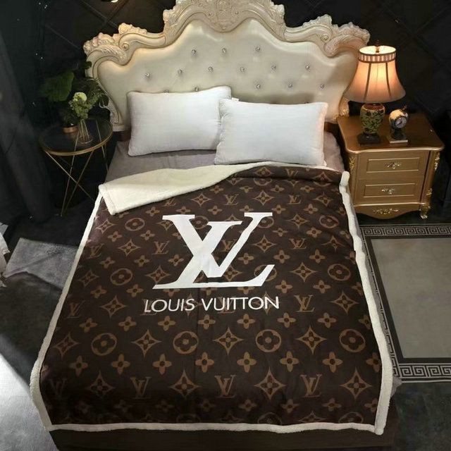 Lv Type 112 Bedding Sets Duvet Cover Lv Bedroom Sets Luxury Brand Bedding