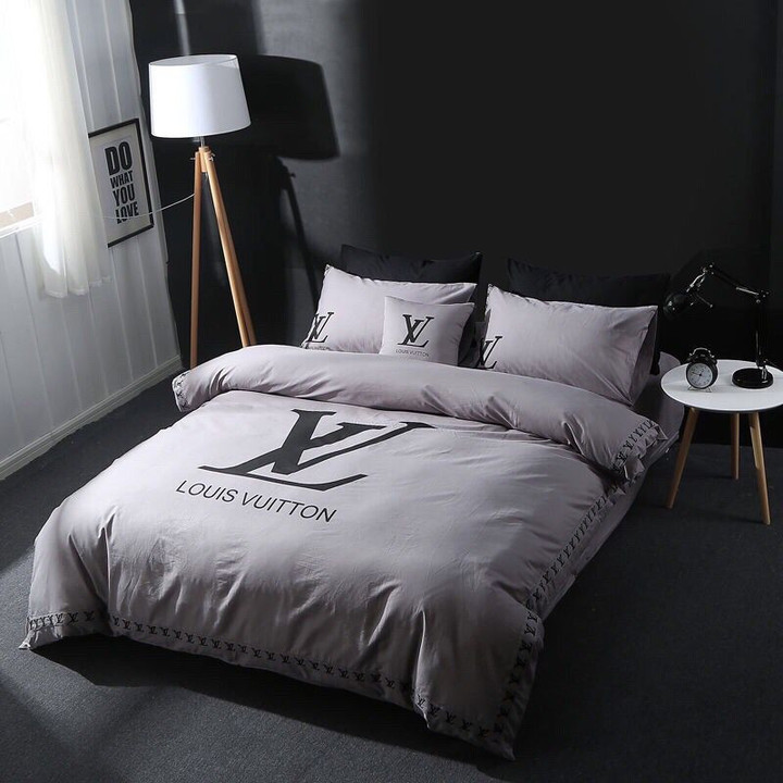Lv Type 147 Bedding Sets Duvet Cover Lv Bedroom Sets Luxury Brand Bedding