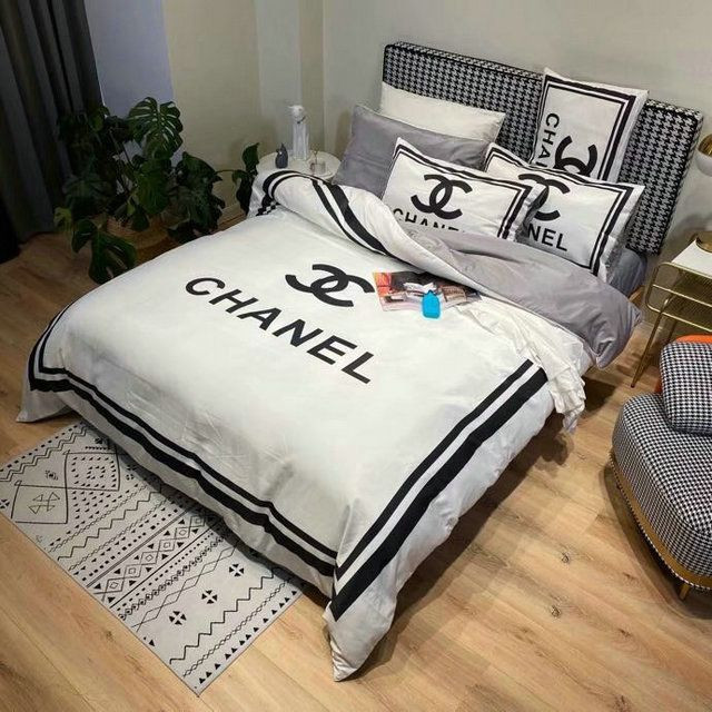 Luxury Cn Chanel Type 111 Bedding Sets Duvet Cover Luxury Brand Bedroom Sets