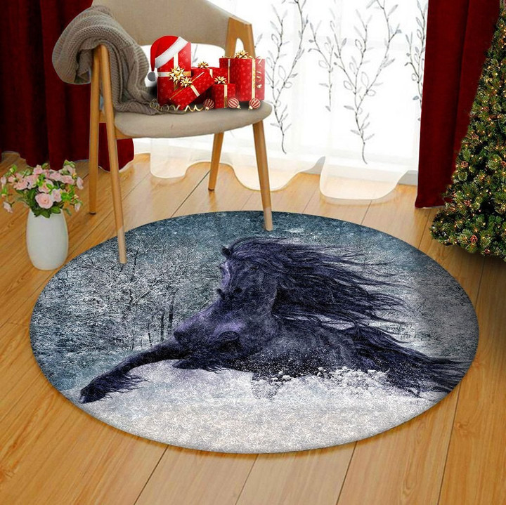 Powerful Black Horse Winter HM0711083TM Round Carpet