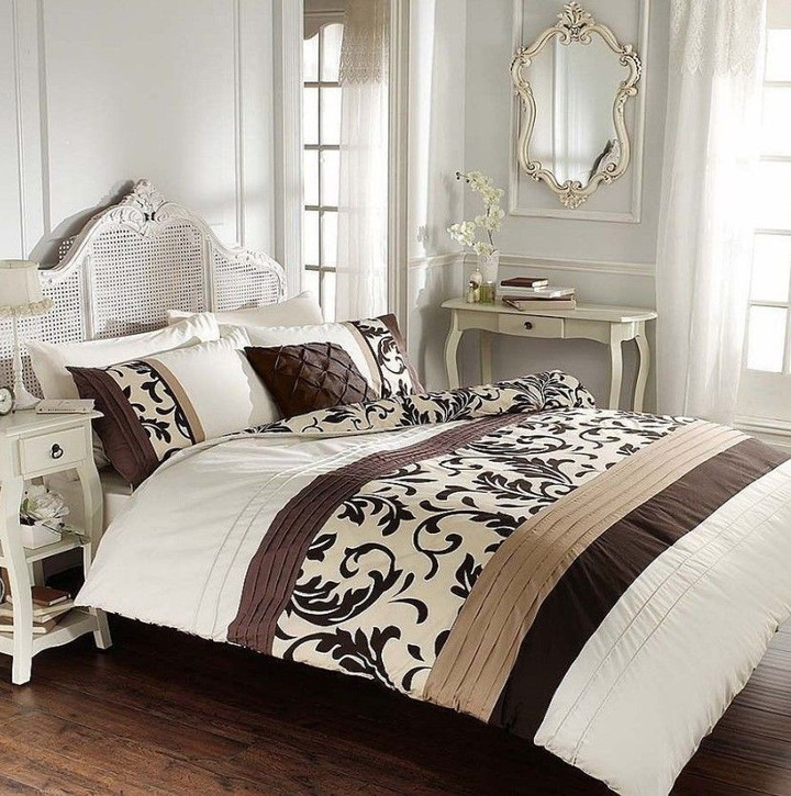 Scroll Chocolate CLT0912277T Bedding Sets