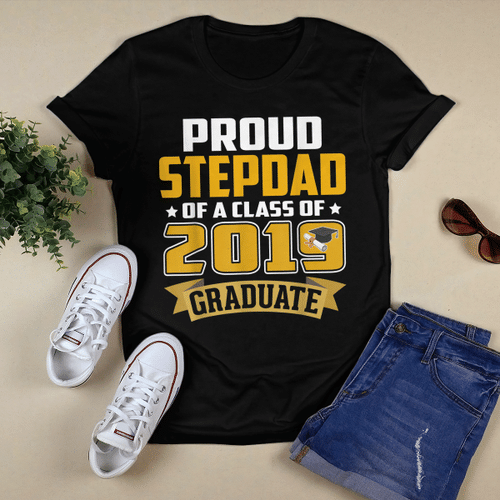 Woonistore - Proud Stepdad of a Class of 2019 Graduate T-shirt