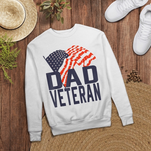 Woonistore - Mens Veteran Gift for Dads with the American Flag T-Shirt