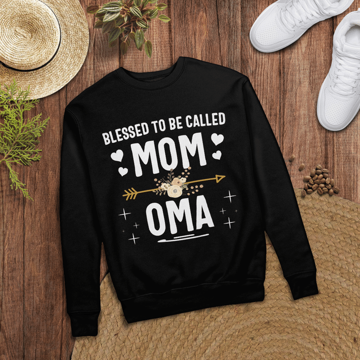 Woonistore - Blessed To Be Called Mom And Oma Mothers Day Premium T-Shirt