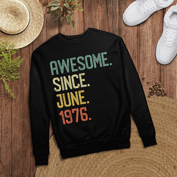 Woonistore - Born in June 1976 Vintage 43rd Birthday Gift Him Her T-Shirt