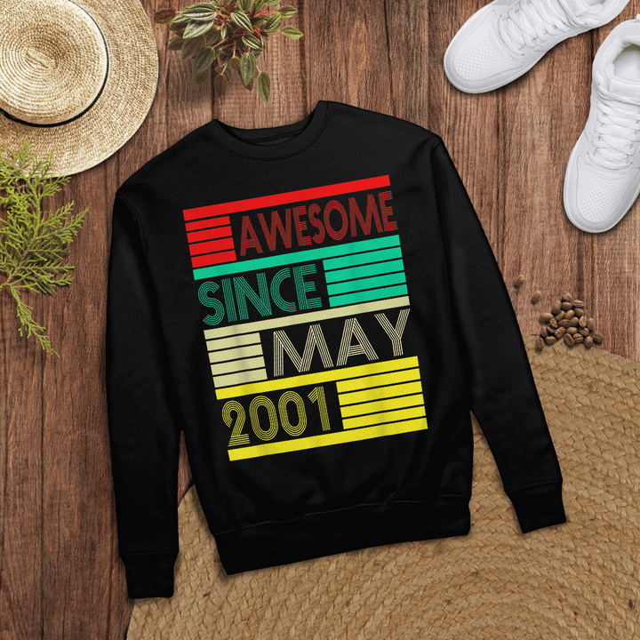 Woonistore - Born in May 2001 T-shirt Vintage 18th Birthday Him Her