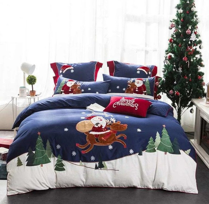 Santa Gives Gifts CLT0111142T Bedding Sets