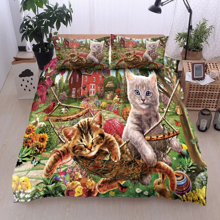 Cats In The Garden Bedding Set