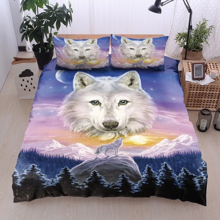 Mountain Wolf Bedding Set