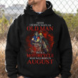 BeKingArt Biker Gifts For Birthday Holiday To Husband Friends Brothers Never Underestimate Old Man With Motorcycle And Born In August - Standard Hoodie