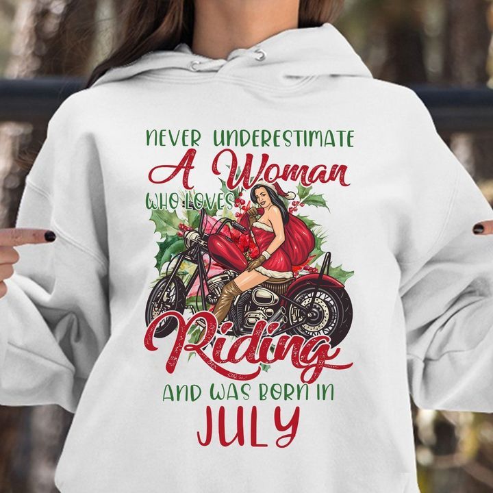 BeKingArt Xmas Biker Motorcycle Gifts For Biker Chick Wife Lady Never Underestimate Woman Who Love Riding And Born In July - Standard Hoodie