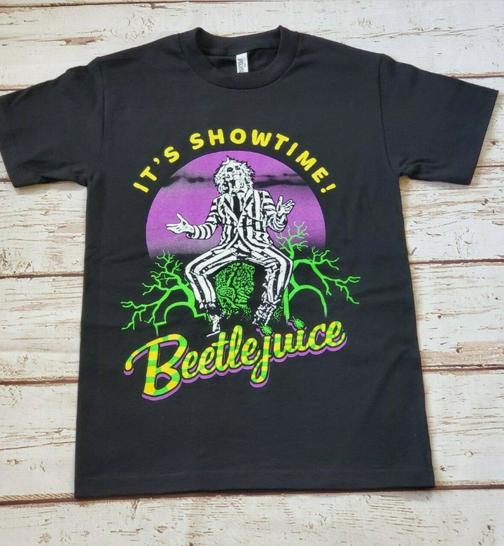 It's Showtime Beettejuice Halloween Movie T-shirt