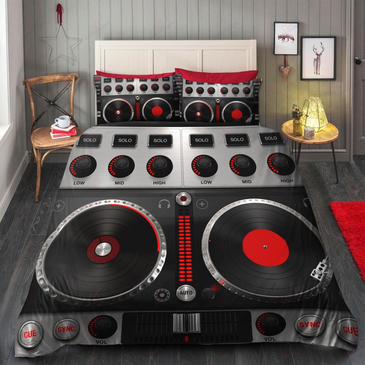Black Red Stereo Bedding Set MH03159231
