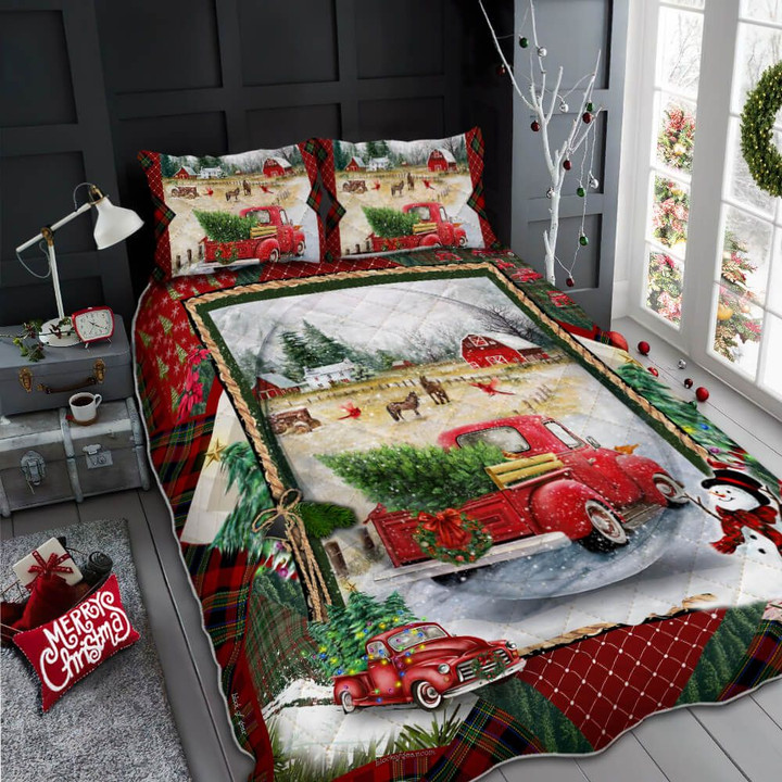 Beautiful Road Red Truck Christmas Bedding Sets BDN269020