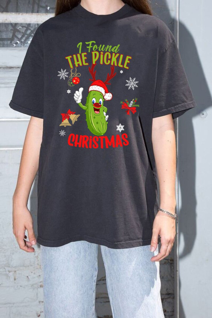 Trend Retro Merry Christmas I Found The Pickle Printed Tshirt Hy209132