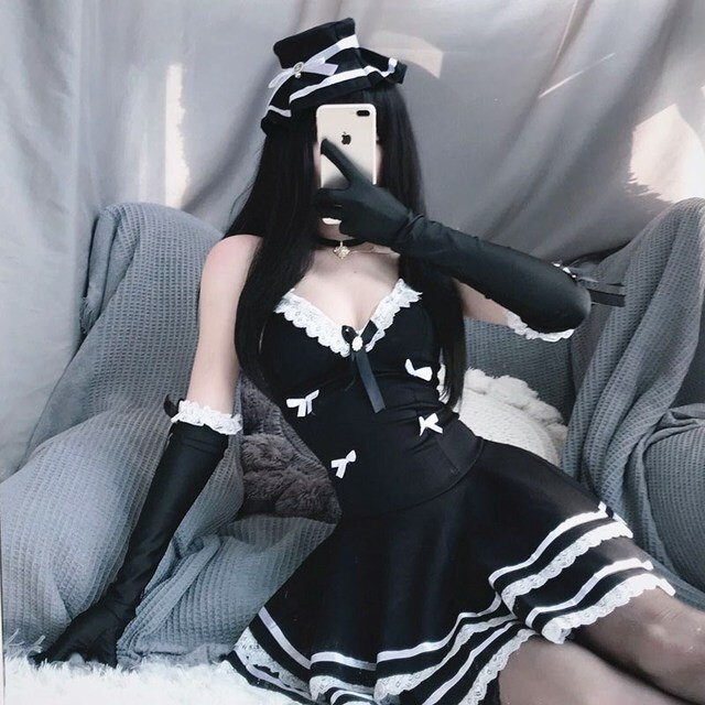 2020 New Sexy Maid Cosplay Costumes Cute Black Dress And Thong Sexy Anime School Girl Gothic Outfit With Hat and Glove For Woman