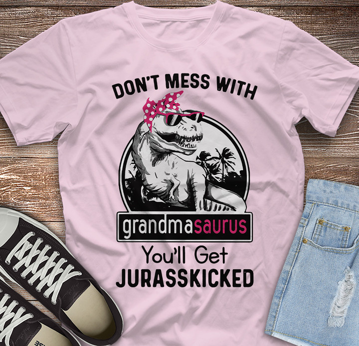 Family Don'T Mess With Grandmasaurus Printed Tshirt