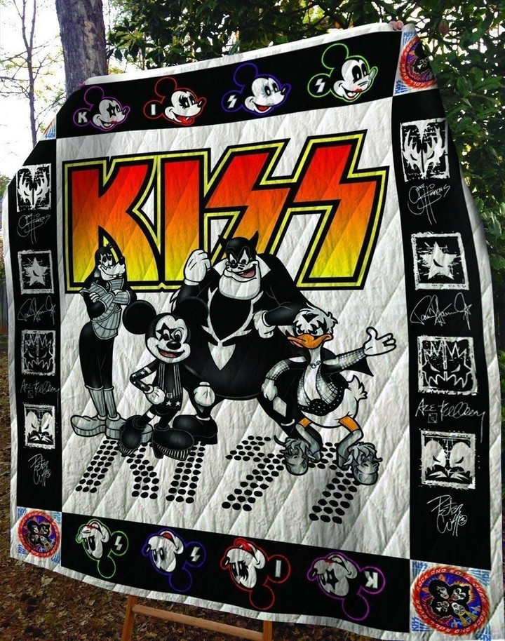 Kiss Quilt Blanket For Fans