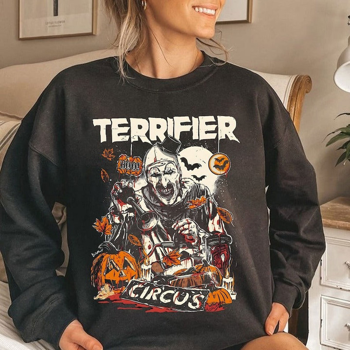 Vintage Horror Movie Terrifier Halloween Comic Sweatshirt, Movie Hell On Shirts Terrifiers 2 Shirt, Scary Clown T-shirt, Halloween Shirt