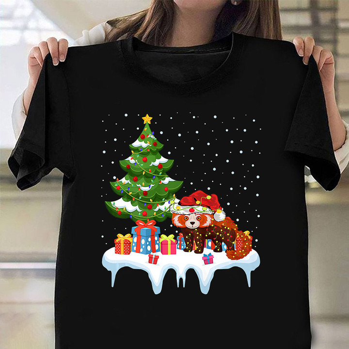 Red Panda Christmas T-Shirt Xmas Holiday Red Panda Merchandise