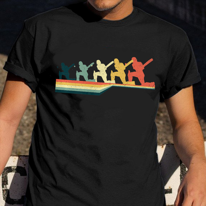 Cricket Sports Shirt Retro Vintage T-Shirt Design Cricket Themed Presents